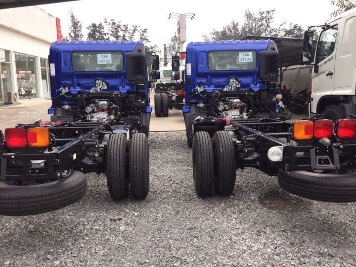 xe tai hino 2017 series 300