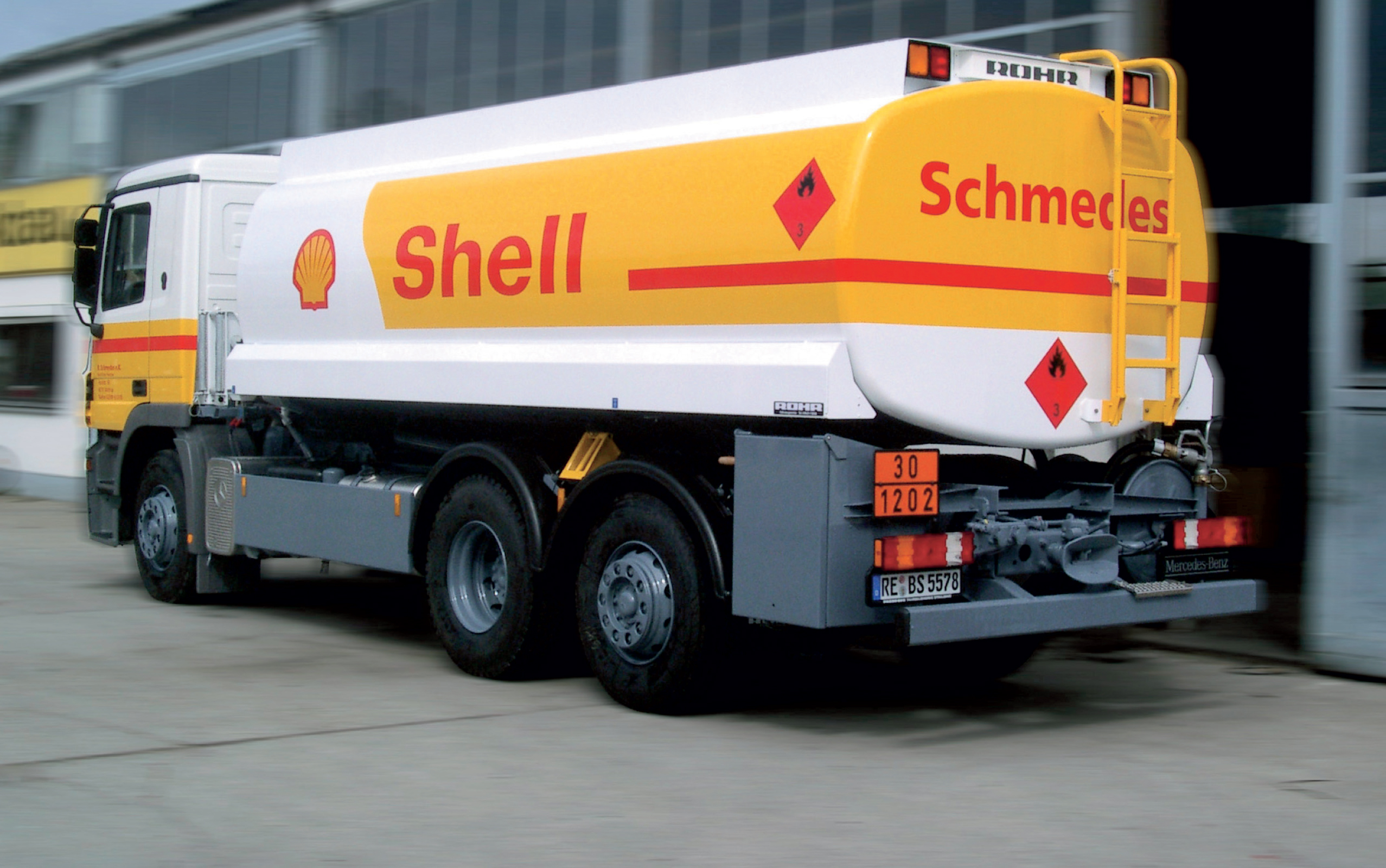 Xe bồn xăng dầu hino