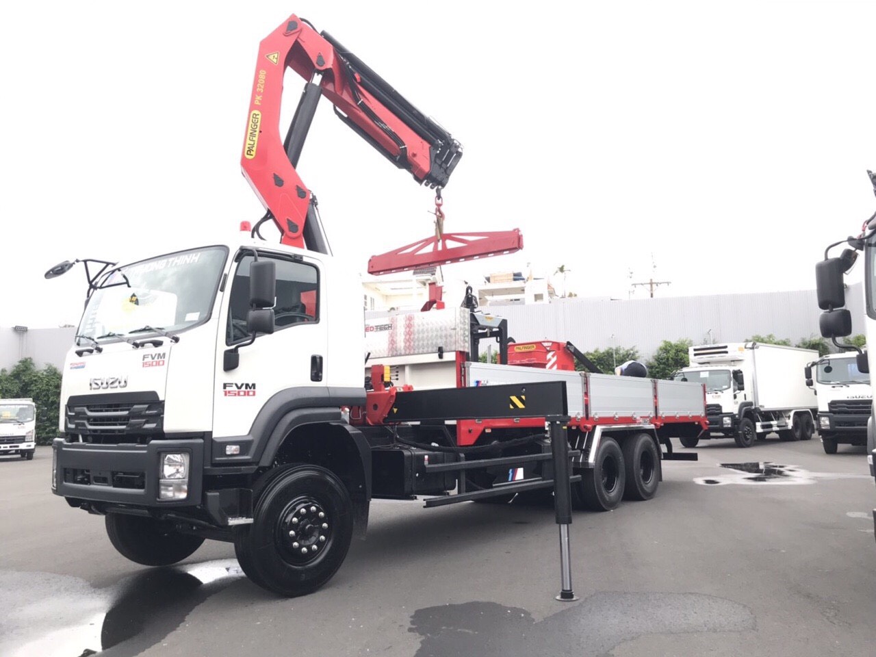 balfingger cẩu gập PALFINGER | Xe tải Hino HCM