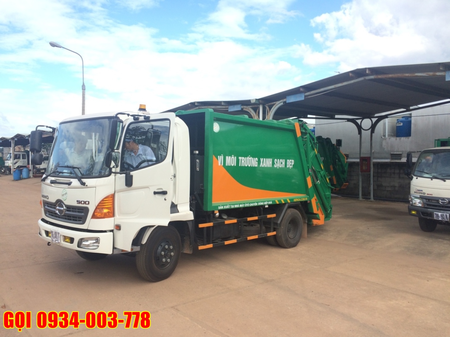 xe ep rac hino 9 khoi