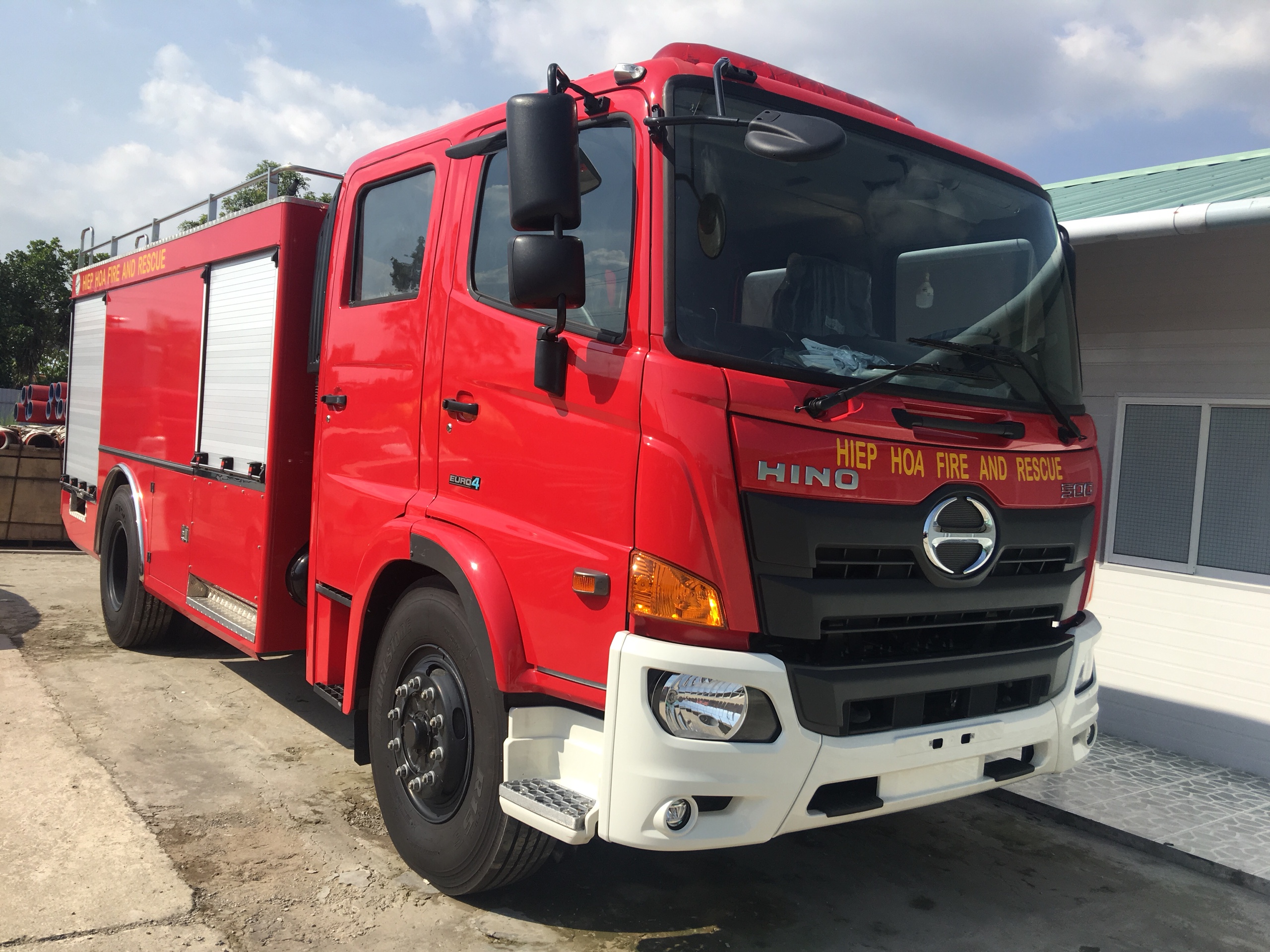 xe tiếp nước chũa cháy